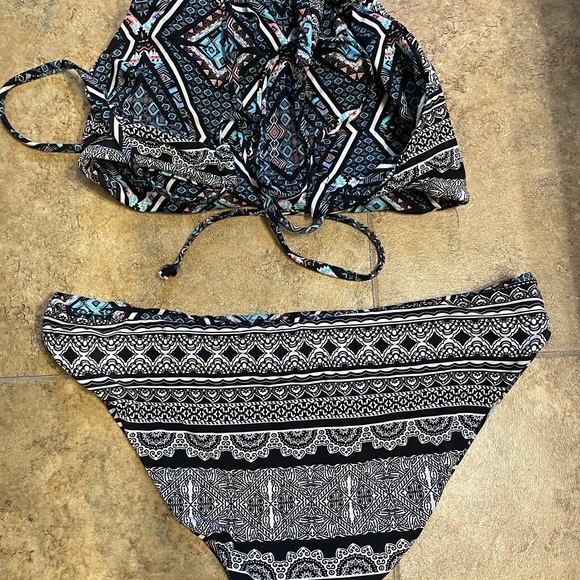 Reversible Bathing suite - Picture 4 of 4